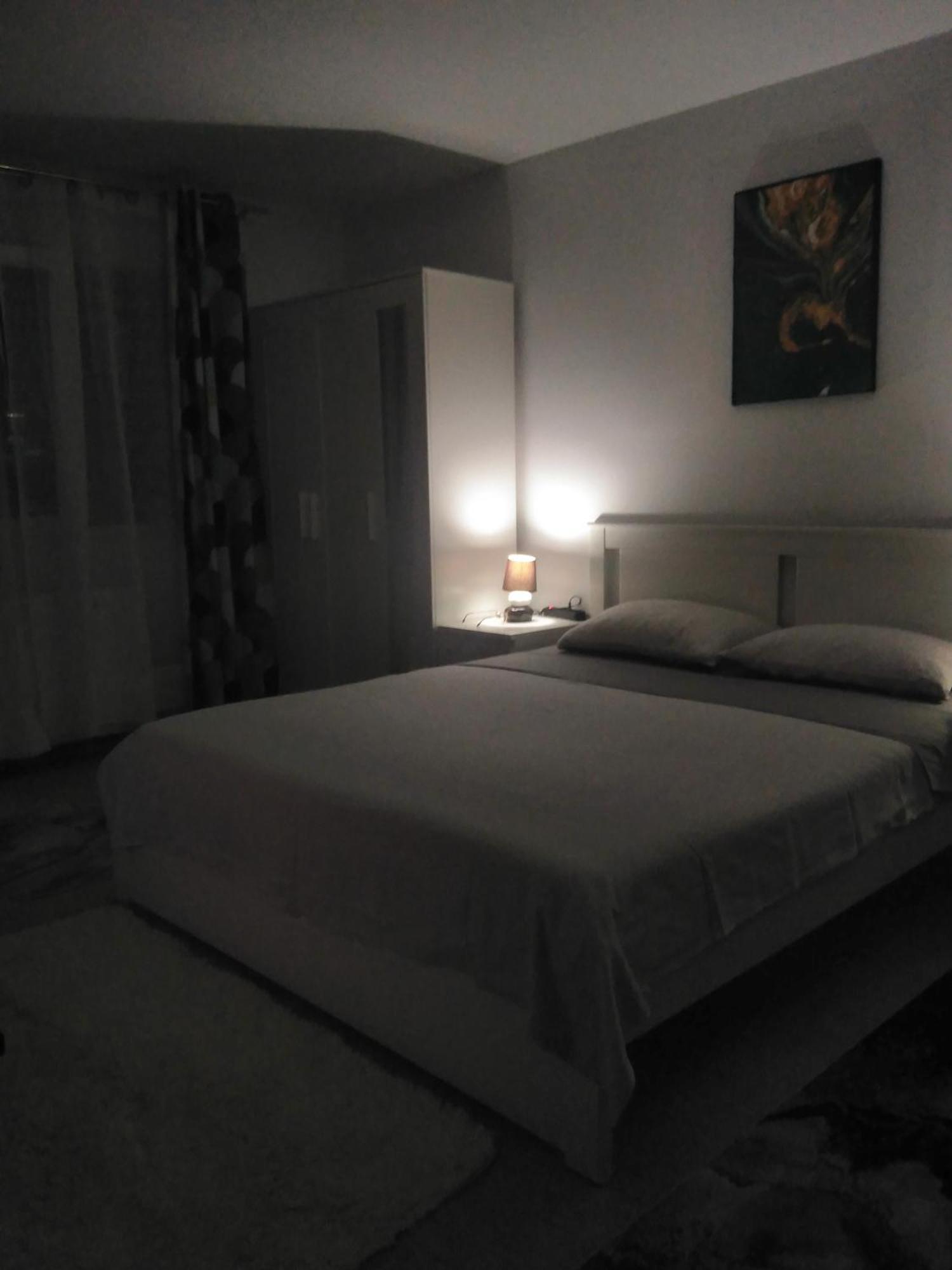 Garsoniera Rebecca Apartment Tirgu Ocna Bagian luar foto